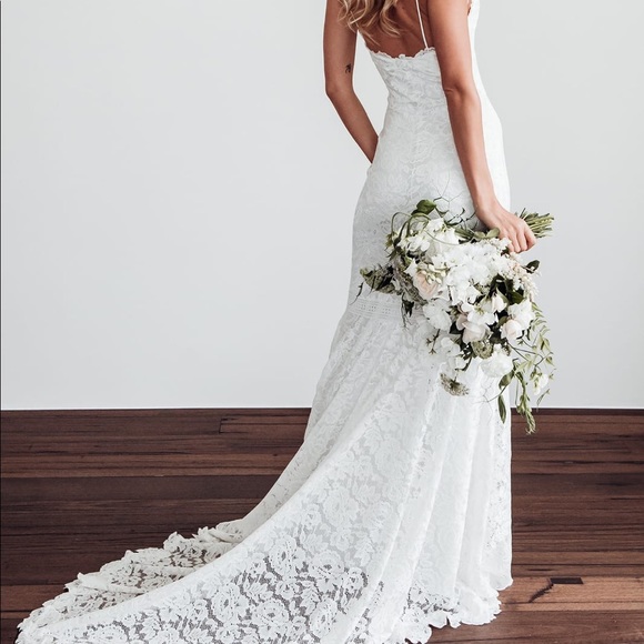 Grace Loves Lace “The Hart” Bridal Gown - Picture 4 of 15